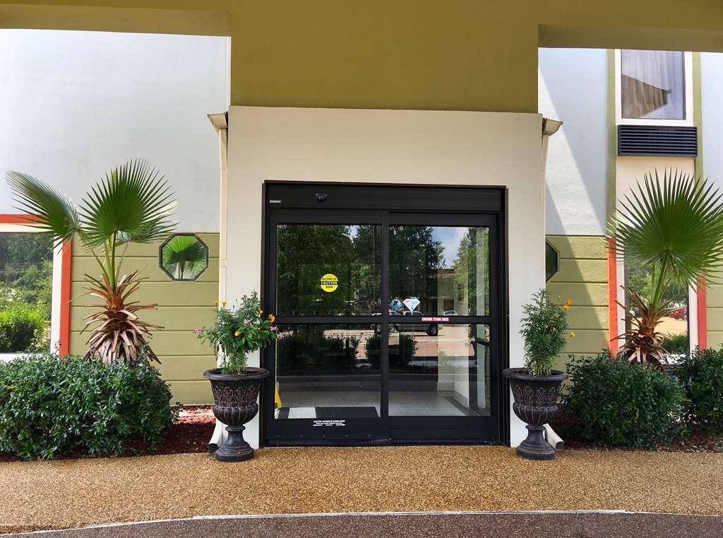 America'S Best Value Inn & Suites-Clinton Exterior foto